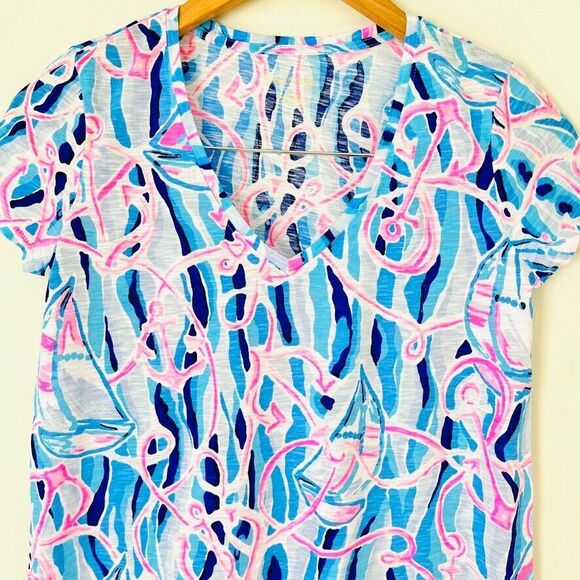 Lilly Pulitzer Etta V Neck Top Short Sleeve Blue Reel Nautical Pink Sailing XXS - Picture 3 of 8